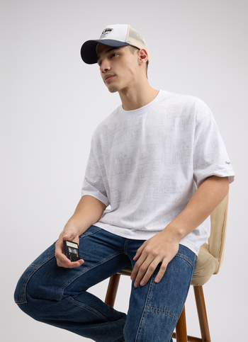 Men White Graphic Print Short Sleeve Oversized T-shirt