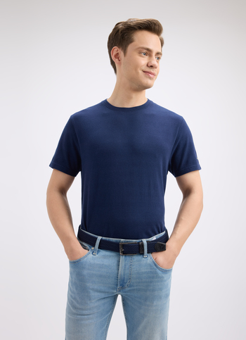 Men Navy Self Strcutured Short Sleeve T-shirt