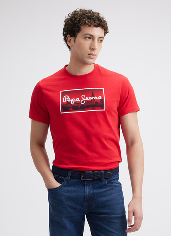 Men Red Graphic Print Short Sleeve T-shirt