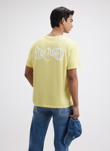 Men Yellow Back Print Short Sleeve Oversized T-shirt