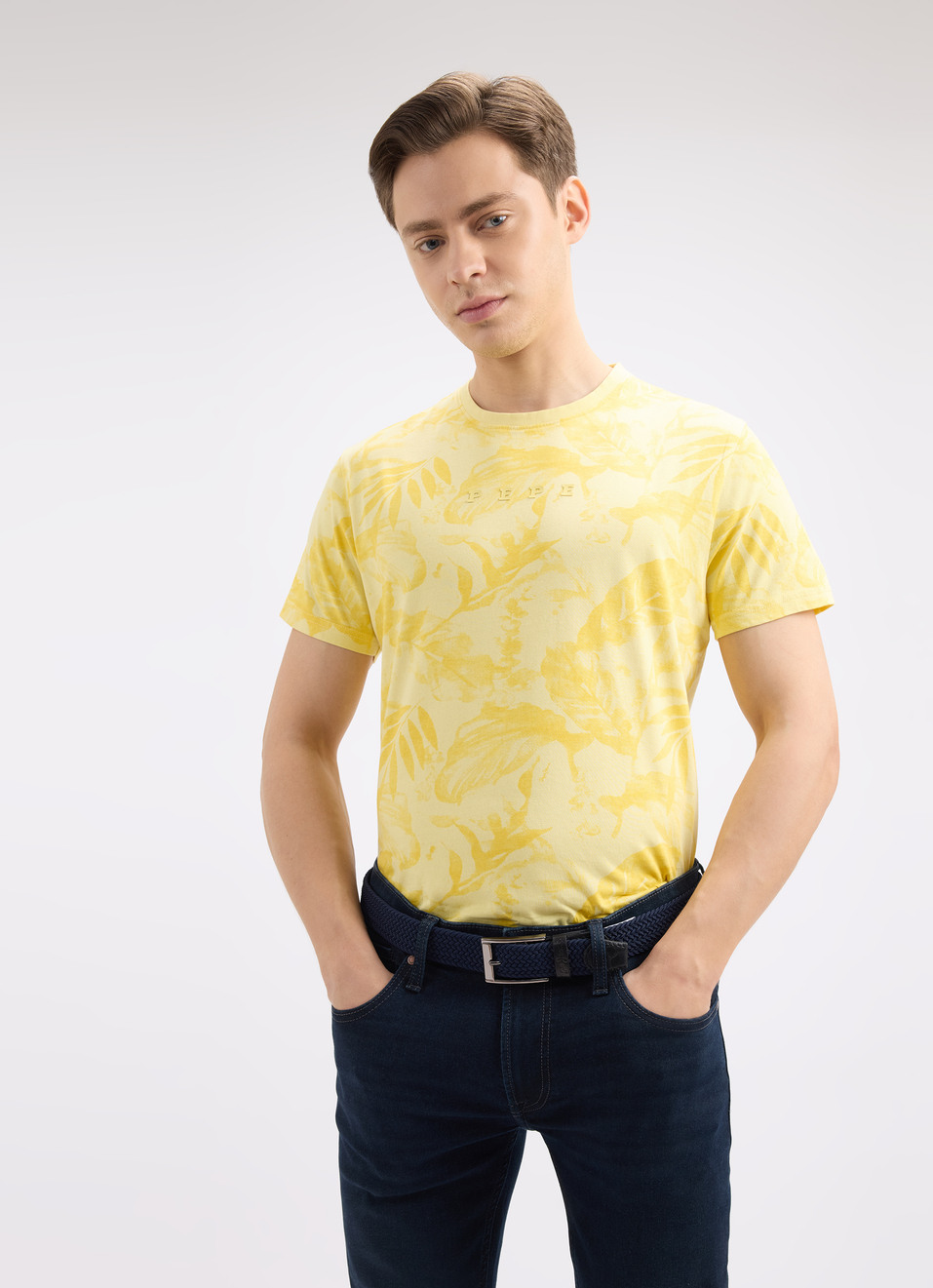 Men Yellow Graphic Print Short Sleeve T-shirt, , large image number 0