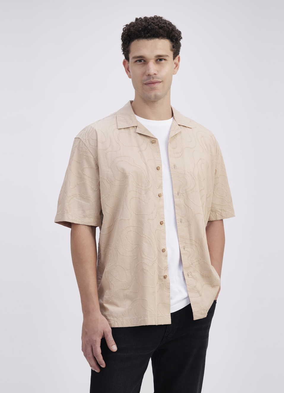 Men Beige Resort Collar Short Sleeve Shirt, , large image number 0