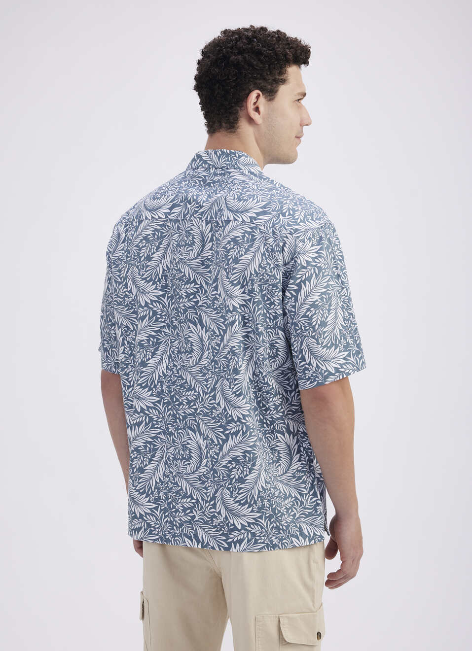 Men Grey Resort Collar Short Sleeve Shirt, , large image number 2