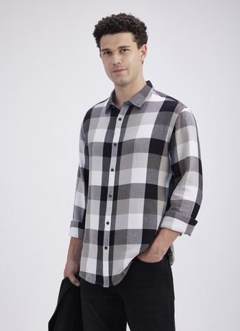 Men Black Check Full Sleeve Shirt