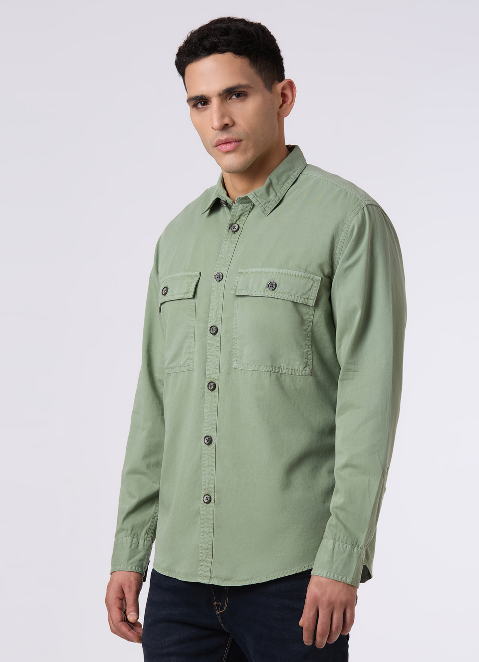 Men Green Utility Flap Pockets Casual Shirt, , large image number 3