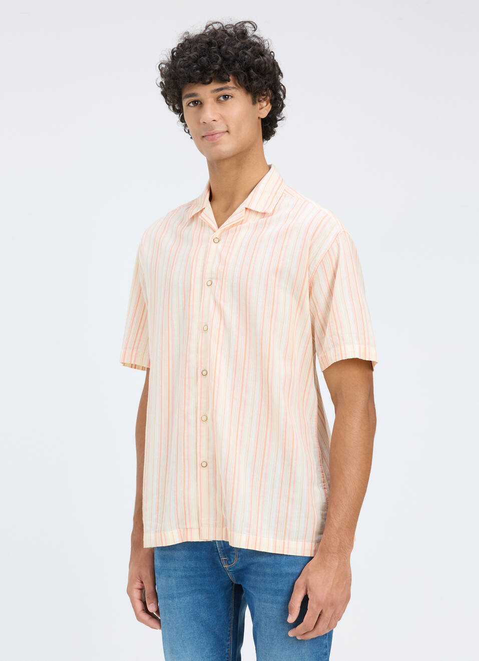 Men Orange Resort Collar Relaxed Fit Short Sleeve Shirt, , large image number 3