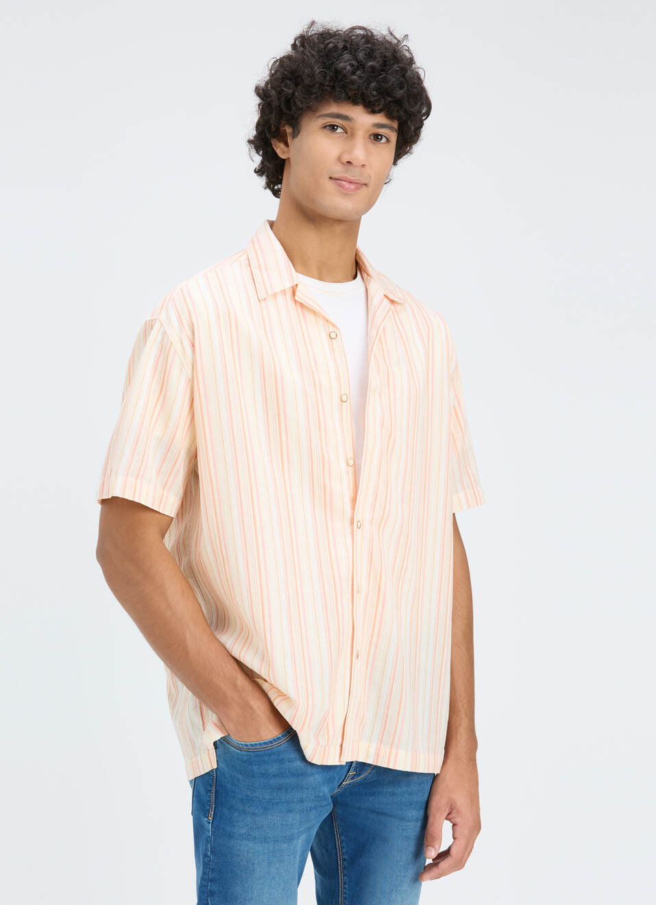 Men Orange Resort Collar Relaxed Fit Short Sleeve Shirt, , large image number 0