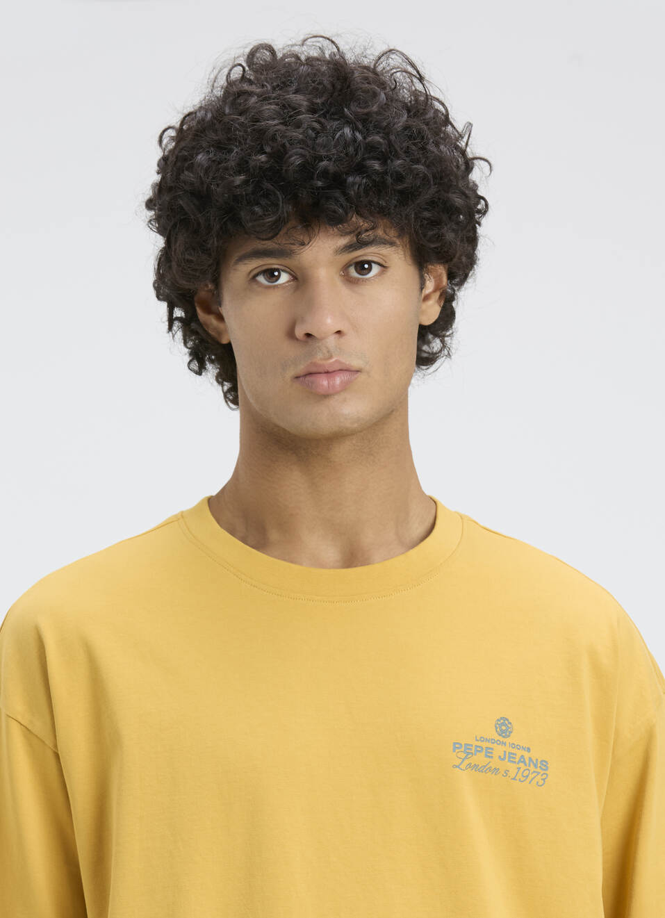 Men Gold Back Print Short Sleeve Oversized T-shirt, , large image number 4