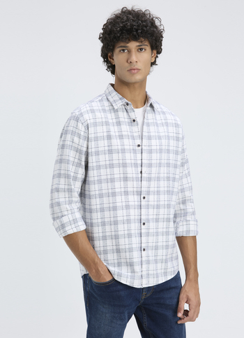 Men White Yarn-dyed Check Full Sleeve Shirt