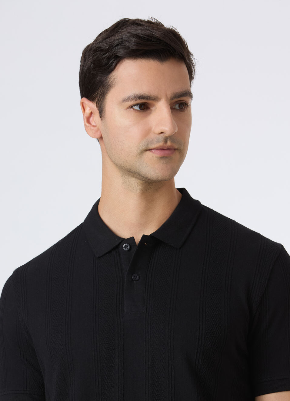 Men Black Textured Short Sleeve Polo, , large image number 4