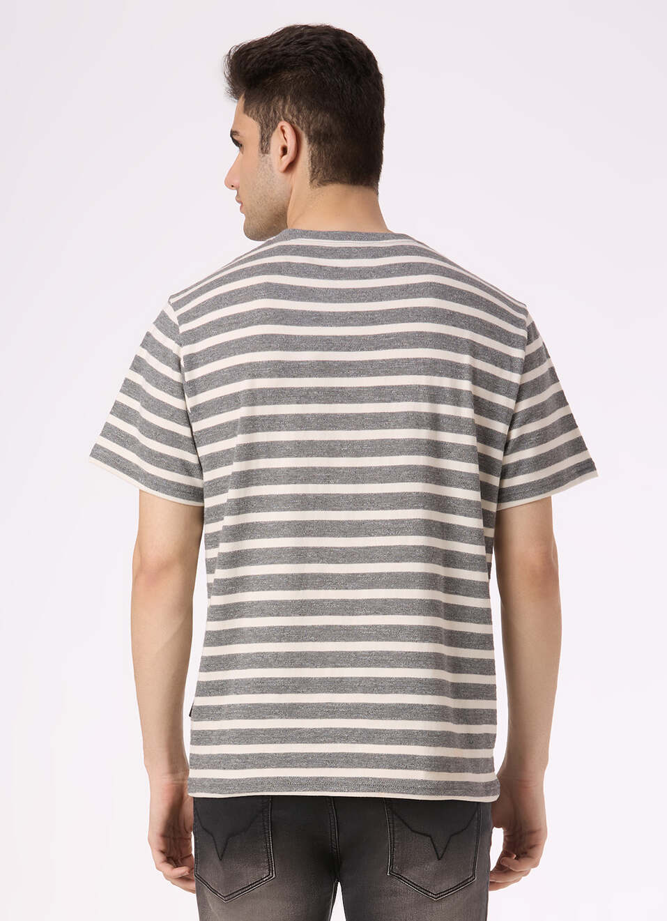 Men Grey Horizontal Stripe Relaxed Fit T-shirt, , large image number 2