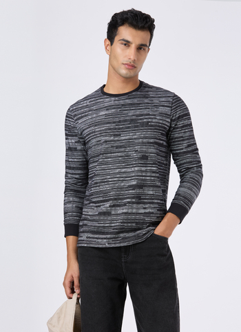 Men Black Jacquard Stripe Slim Fit T-shirt