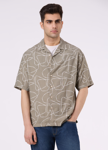 Men Green Abstract Print Relaxed Fit Resort Collar Short Sleeve Shirt