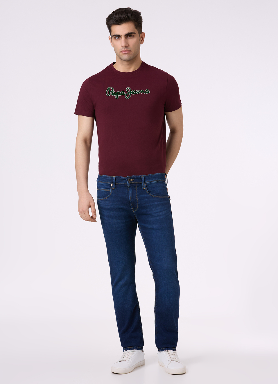 Men Burgundy Logo Print Short Sleeve Slim Fit T-shirt, , large image number 5