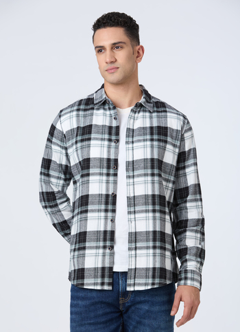 Men Black & White Check Full Sleeve Shirt