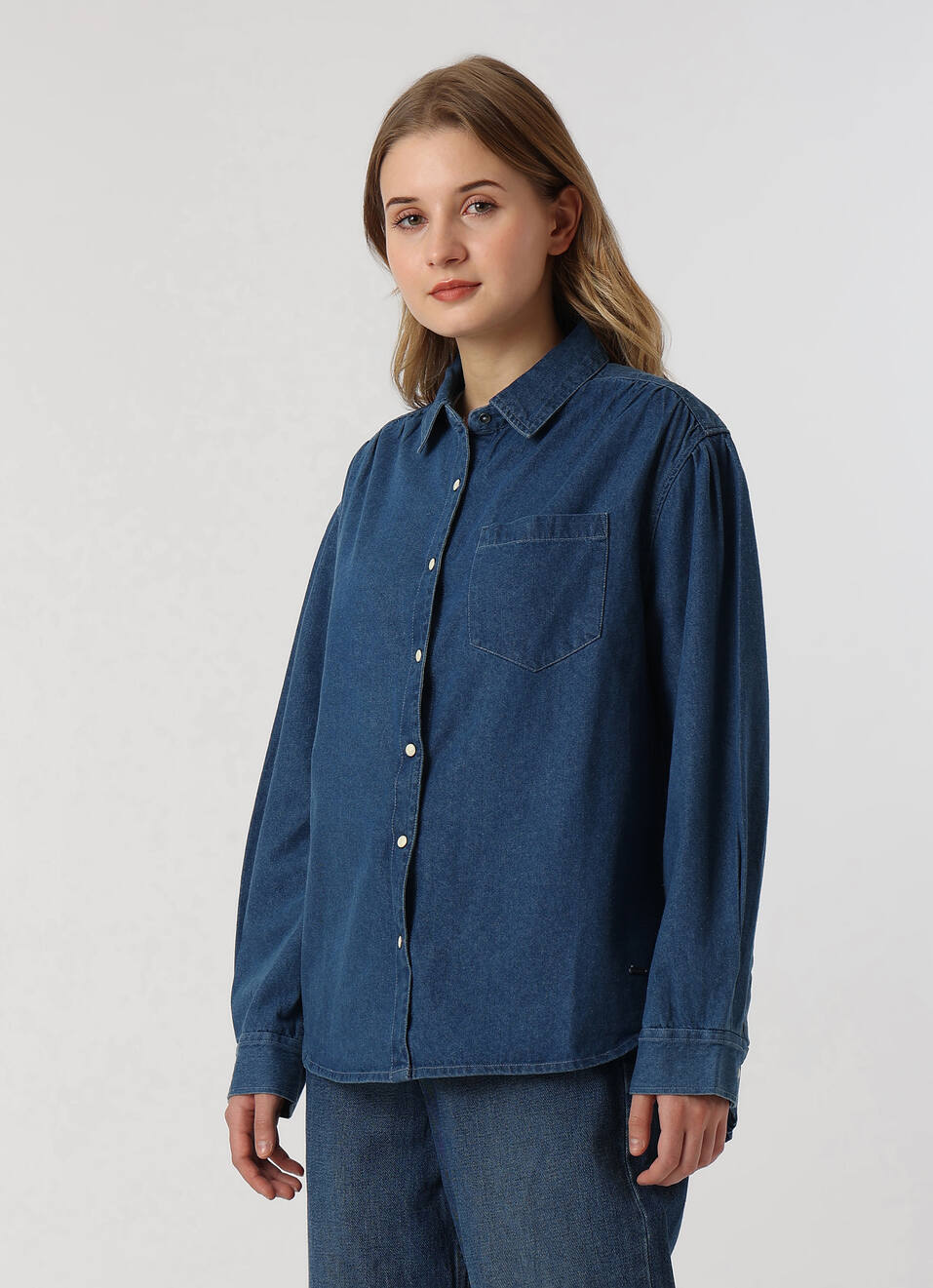 Women Blue Solid Denim Oversized Casual Shirt, , large image number 3