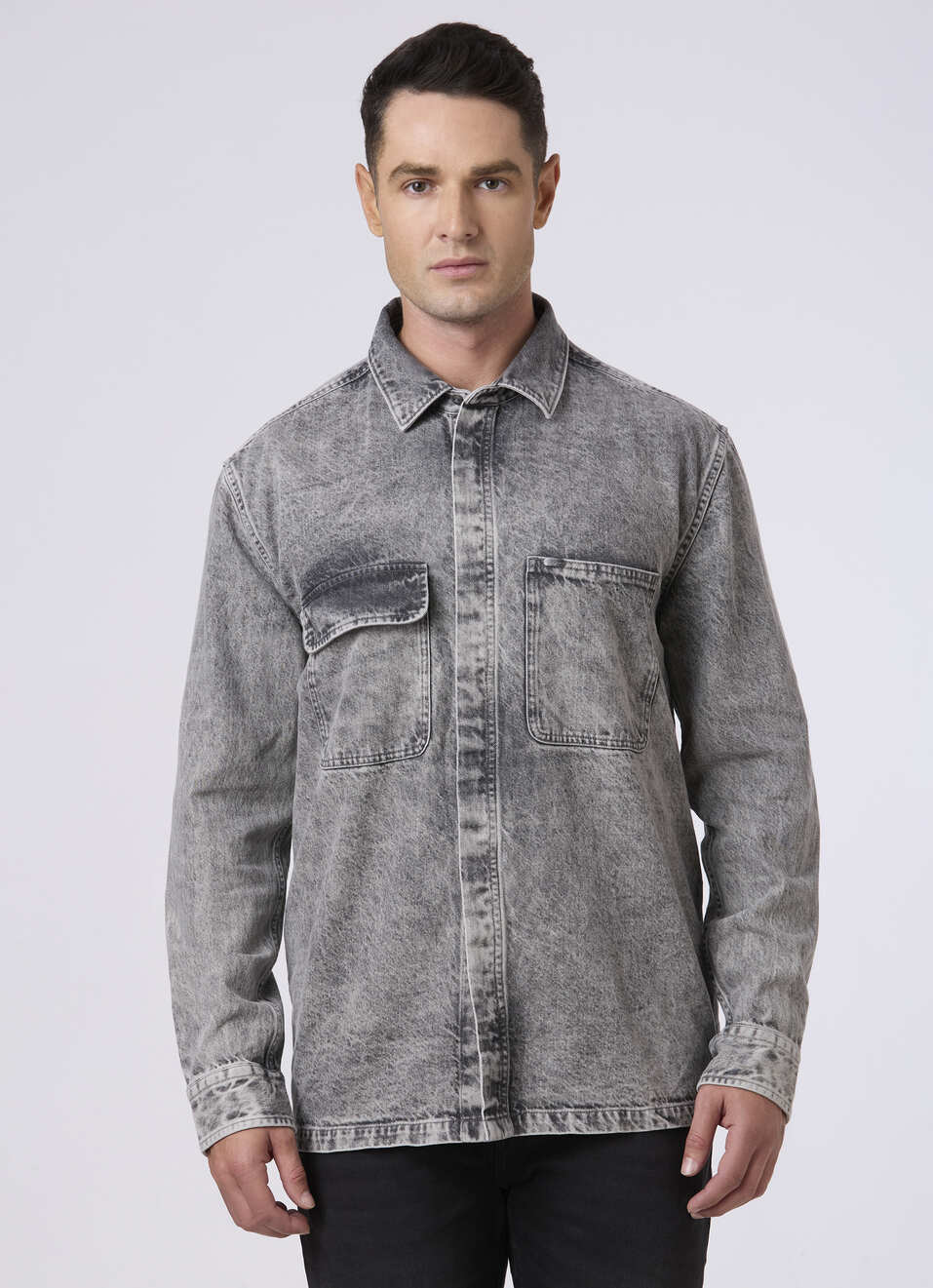Men Grey Oversized Utility Pockets Denim Shirt, , large image number 1