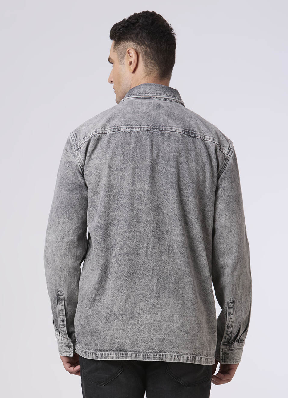 Men Grey Oversized Utility Pockets Denim Shirt, , large image number 2