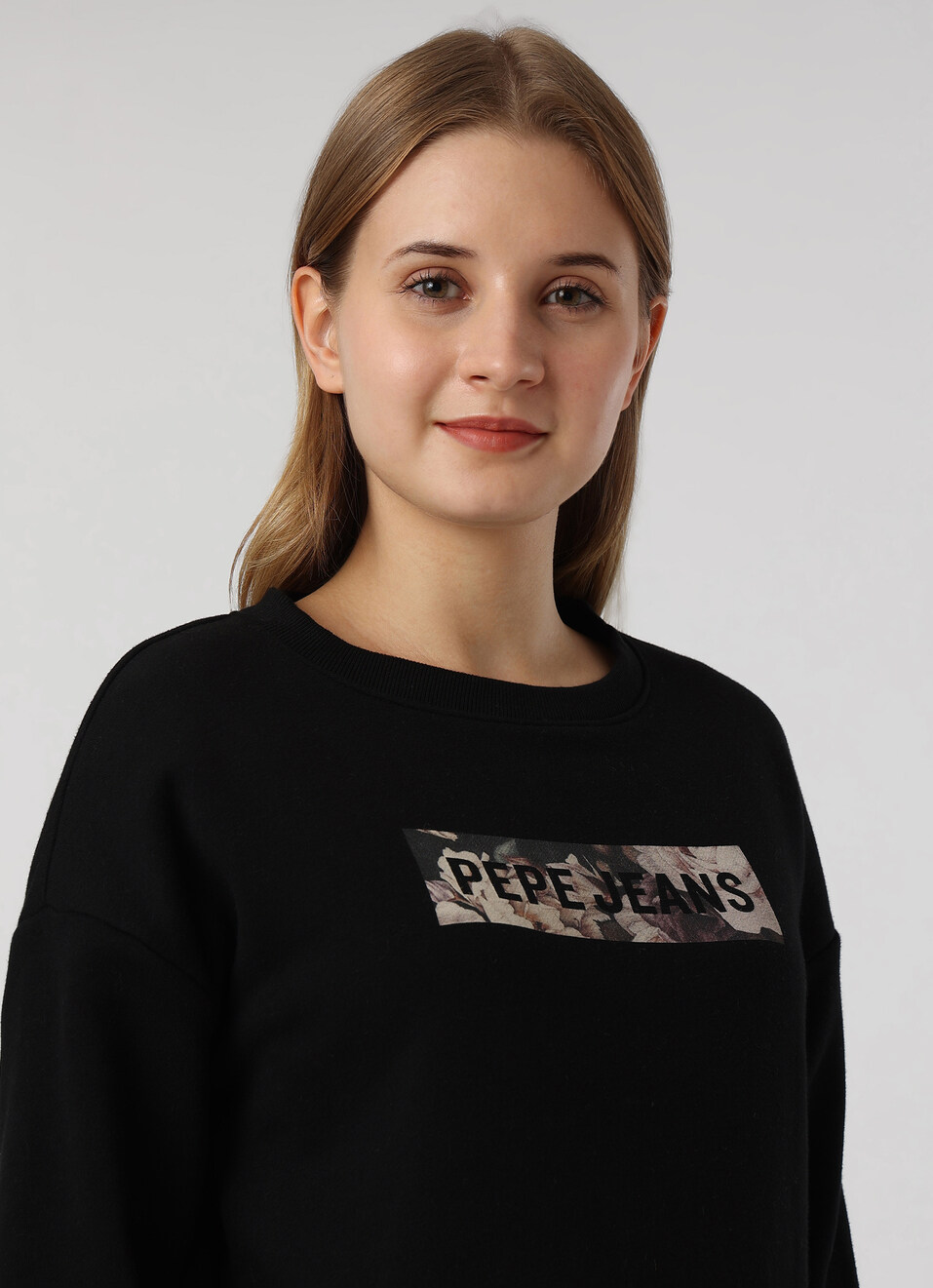 Women Black Comfort Fit Camouflage Logo Crew Neck Sweatshirt, , large image number 4