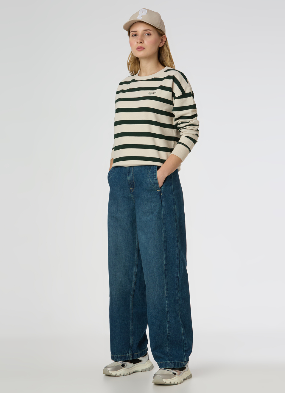 Women Green Stripe Comfort Fit Sweatshirt, , large image number 5