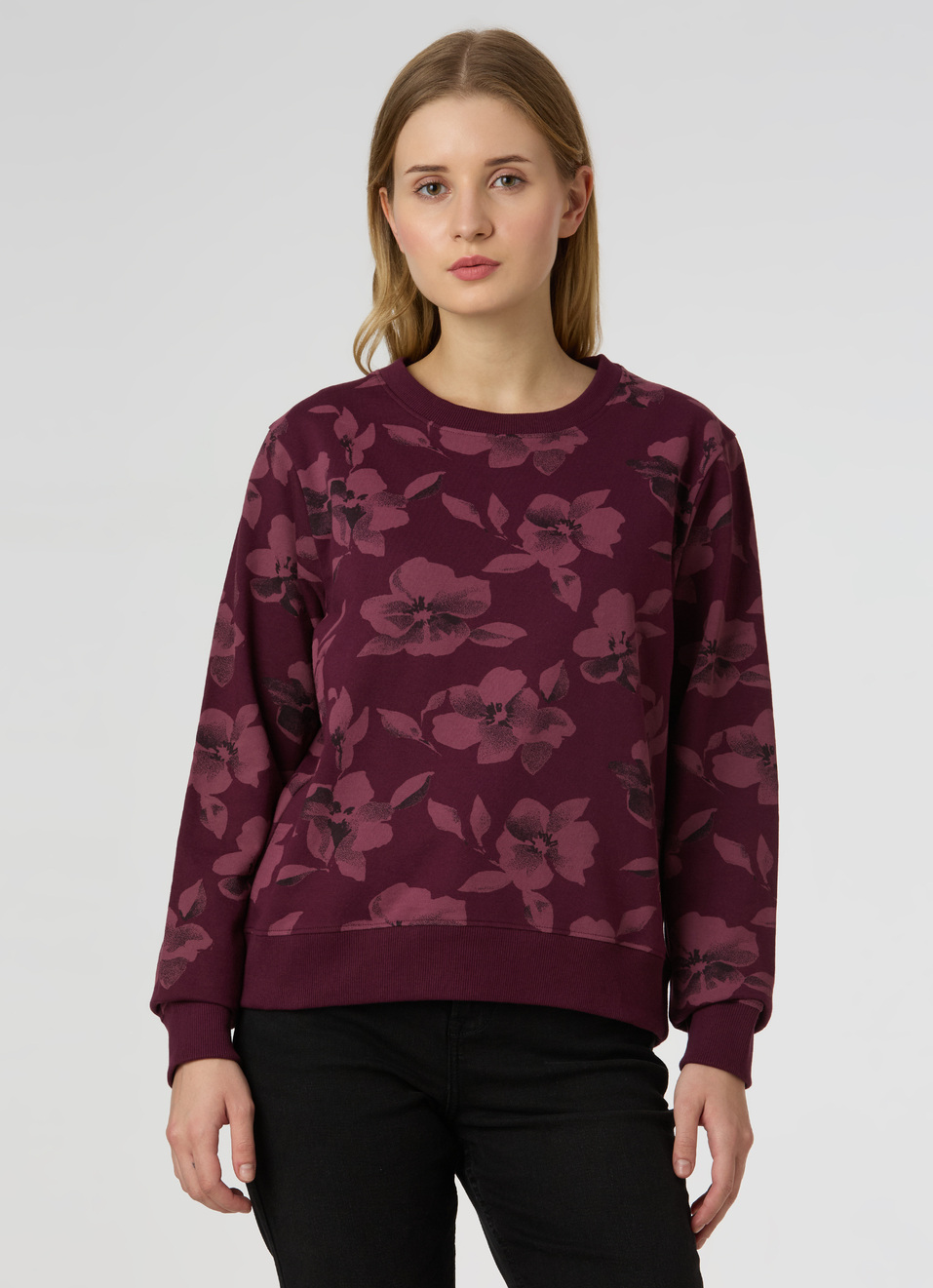 Women Red Floral Print Regular Fit Sweatshirt, , large image number 1