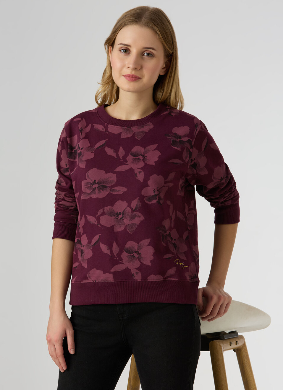 Women Red Floral Print Regular Fit Sweatshirt, , large image number 0