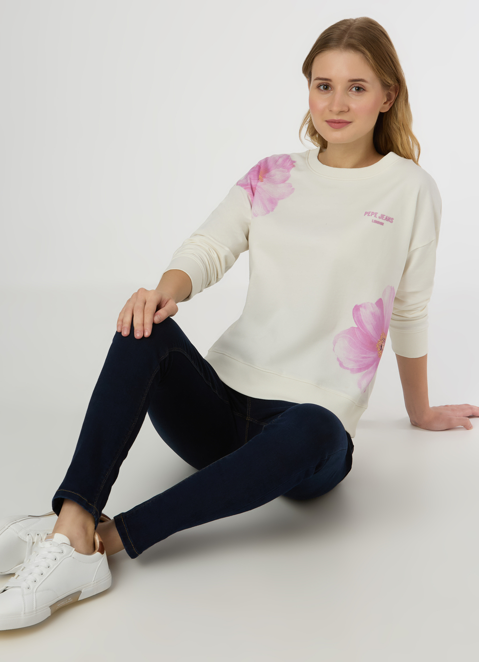 Women Off White Floral Print Comfort Fit Sweatshirt, , large image number 0