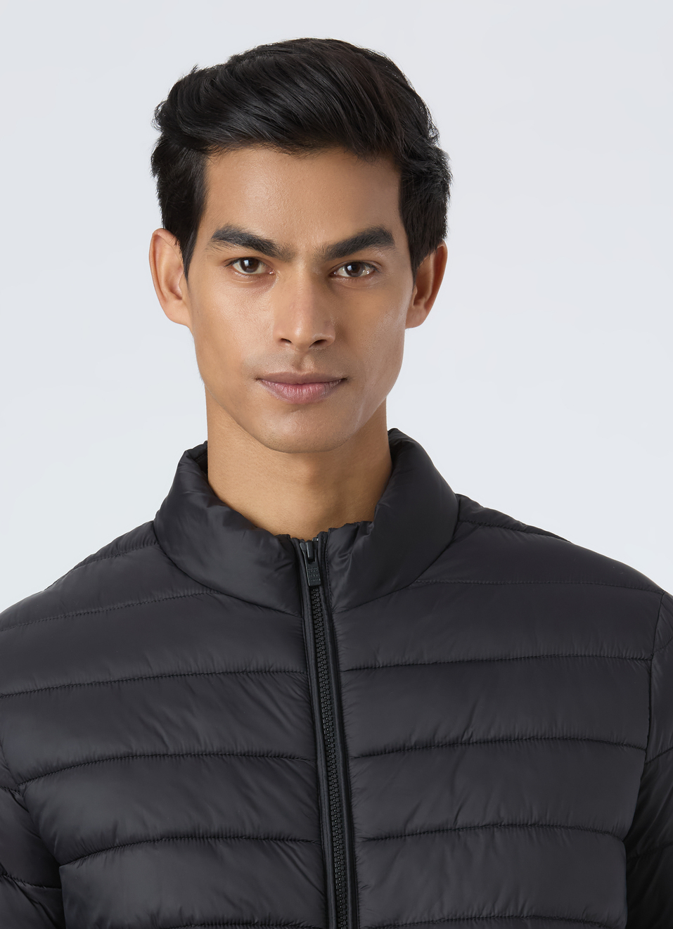 Men Black Lightweight Quilted Puffer Jacket, , large image number 4
