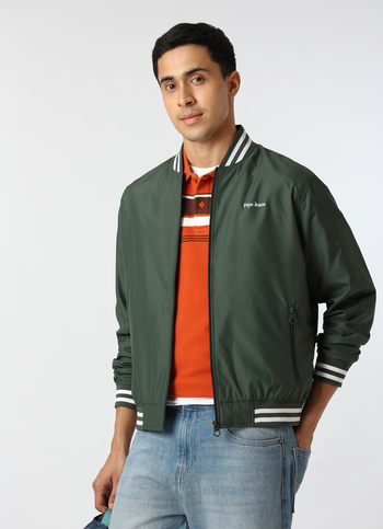 Men Green Full Sleeve Lightweight Jacket