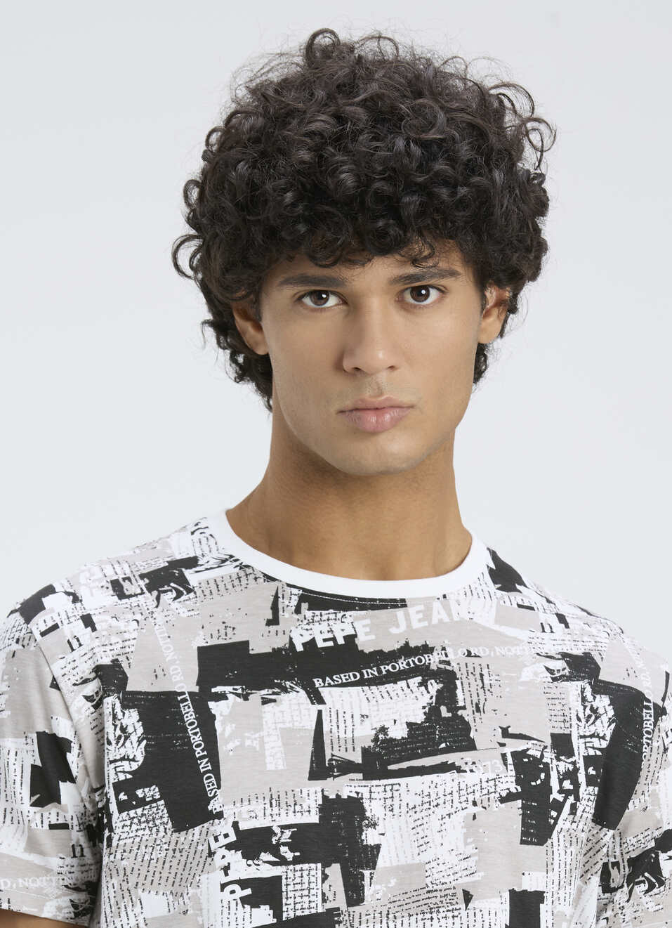 Men Grey All Over Print Short Sleeve T-shirt, , large image number 4