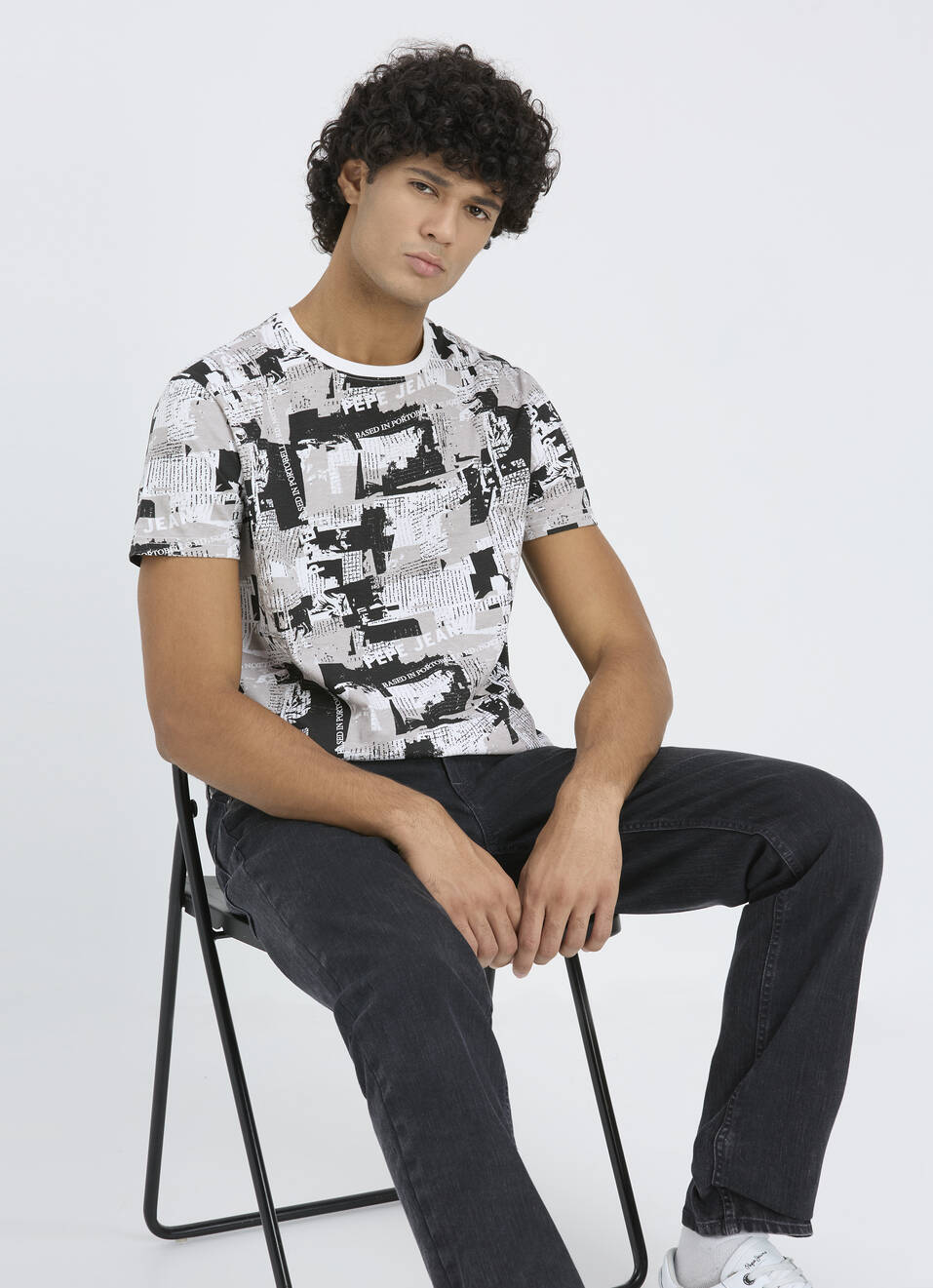 Men Grey All Over Print Short Sleeve T-shirt, , large image number 0