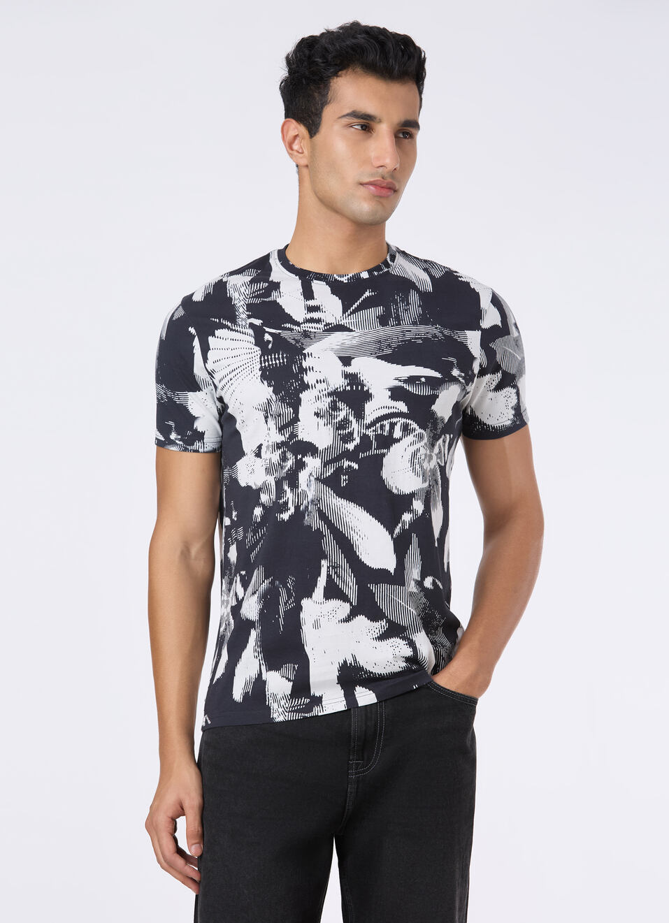 Men Monochrome Abstract Print Slim T-shirt, , large image number 1