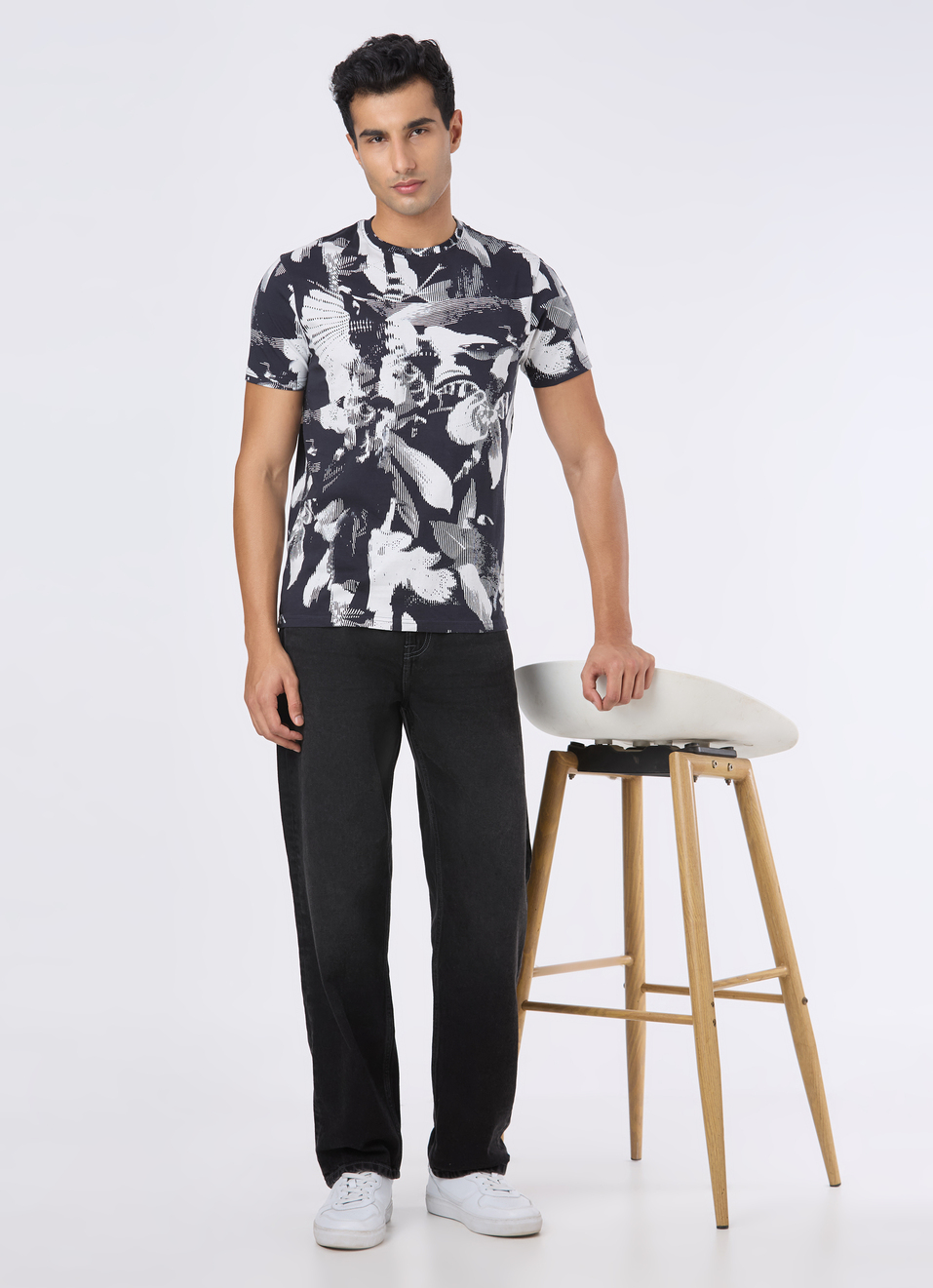 Men Monochrome Abstract Print Slim T-shirt, , large image number 5