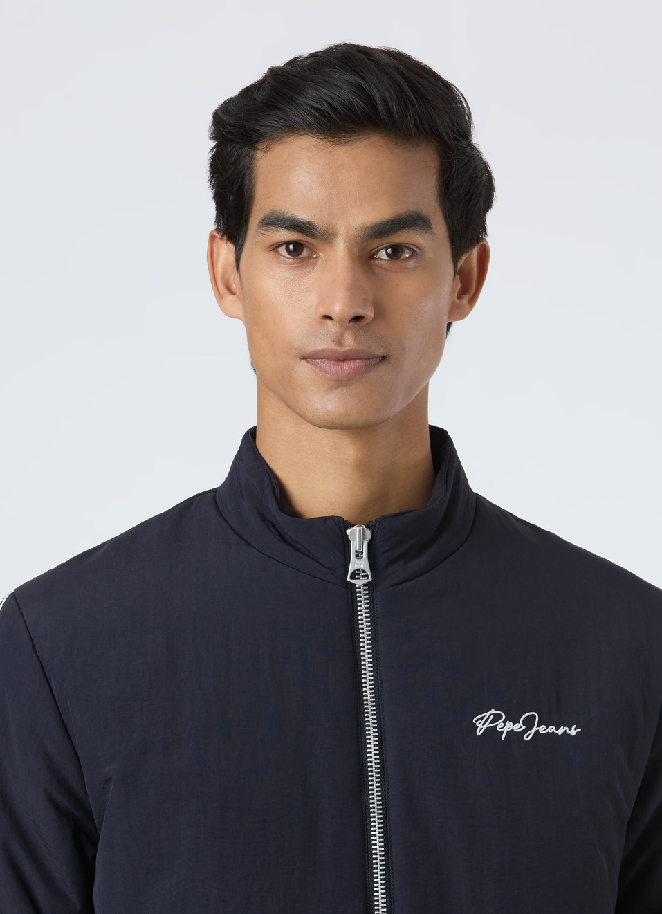 Men Solid Zip Up Bomber Jacket With Sleeve Tape, , large image number 4