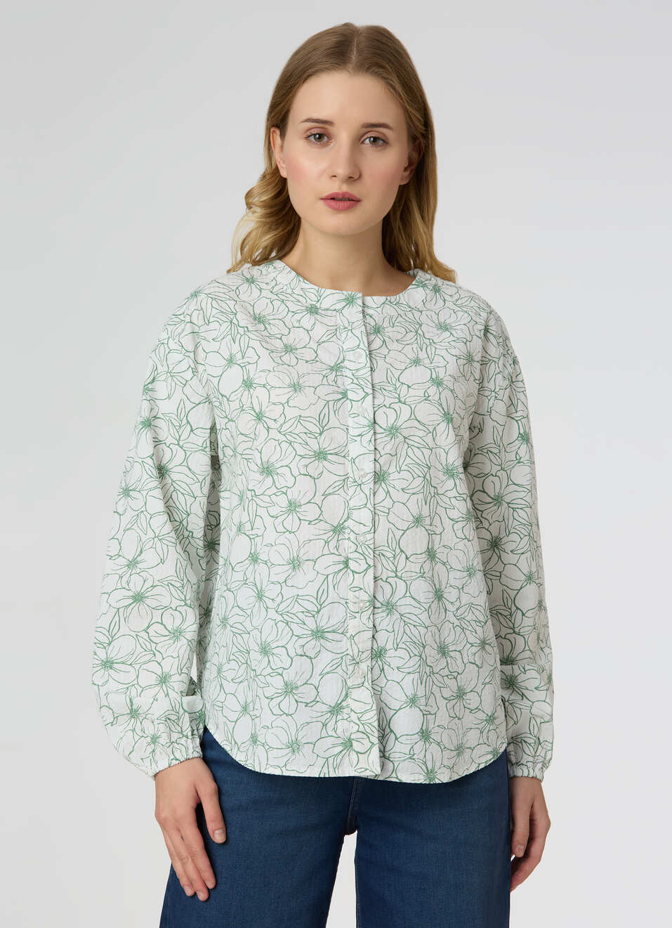 Women Green Floral Printed Regular Fit Shirt, , large image number 1