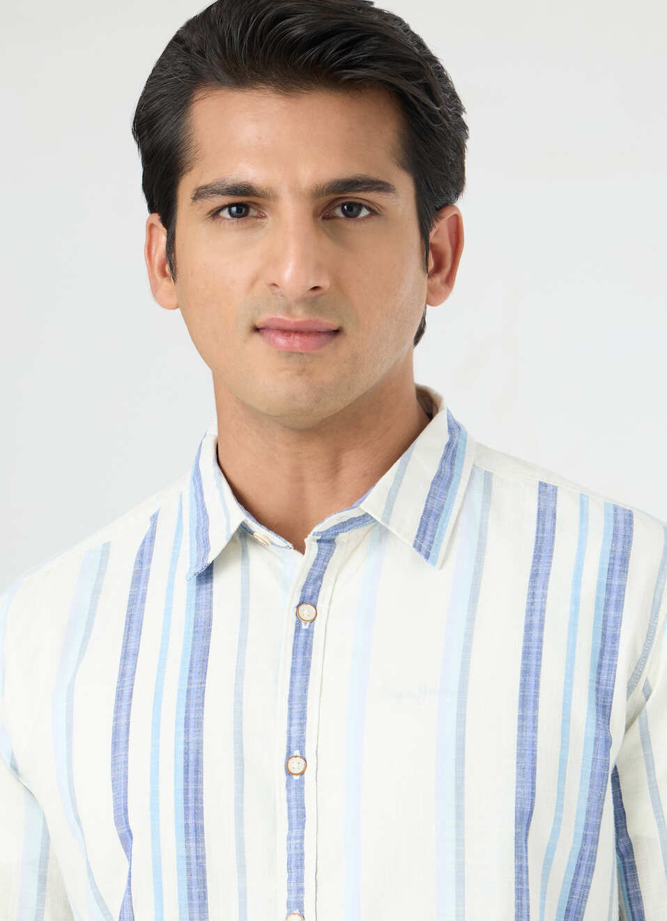 Men White Striped Shirt, , large image number 4