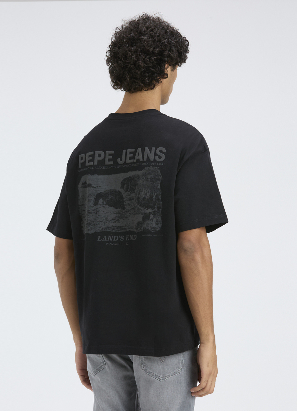 Men Black Oversized Back Graphic Print T-shirt, , large image number 2