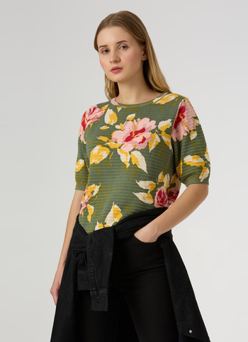 Women Green Floral Print Short Sleeve Flat Knit Top