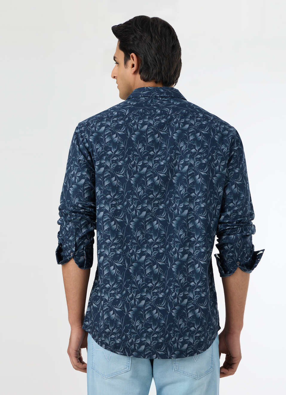 Men Blue Floral Print Shirt, , large image number 2