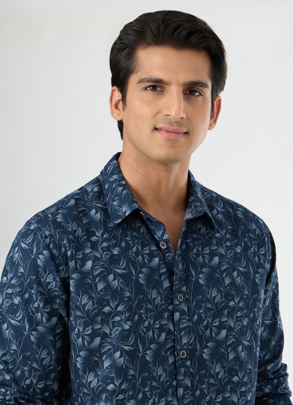 Men Blue Floral Print Shirt, , large image number 4