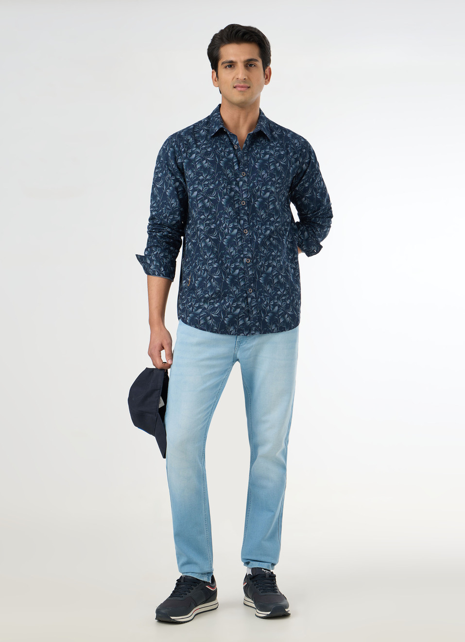Men Blue Floral Print Shirt, , large image number 5