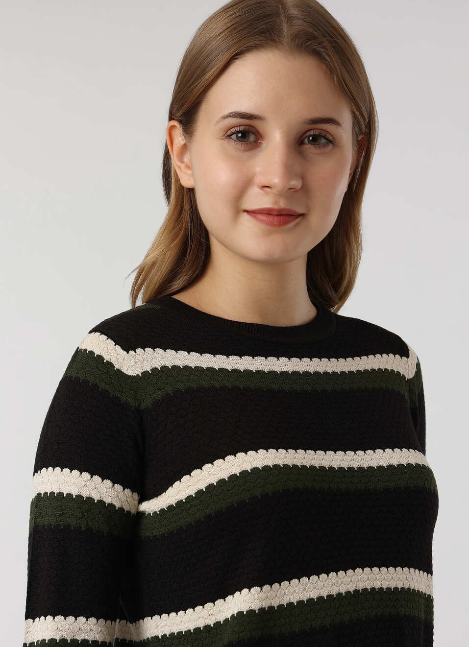 Women Black Striped Flat Knit Sweater, , large image number 4