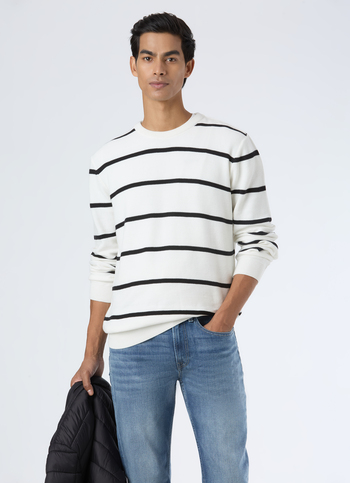 Men White Horizontal Stripe Flat Knit