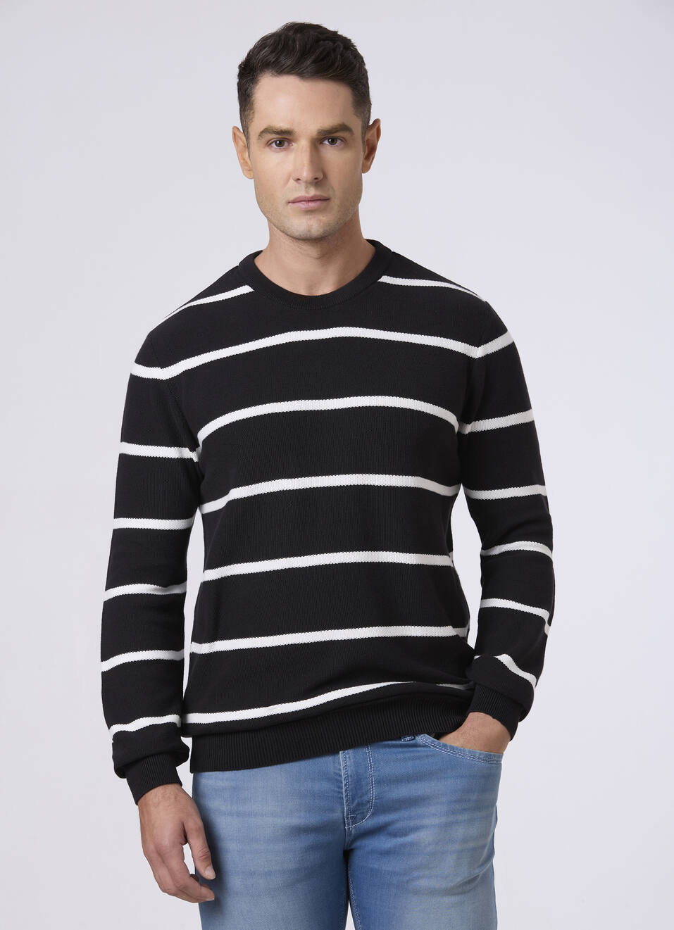 Men Black Horizontal Stripe Flat Knit, , large image number 1