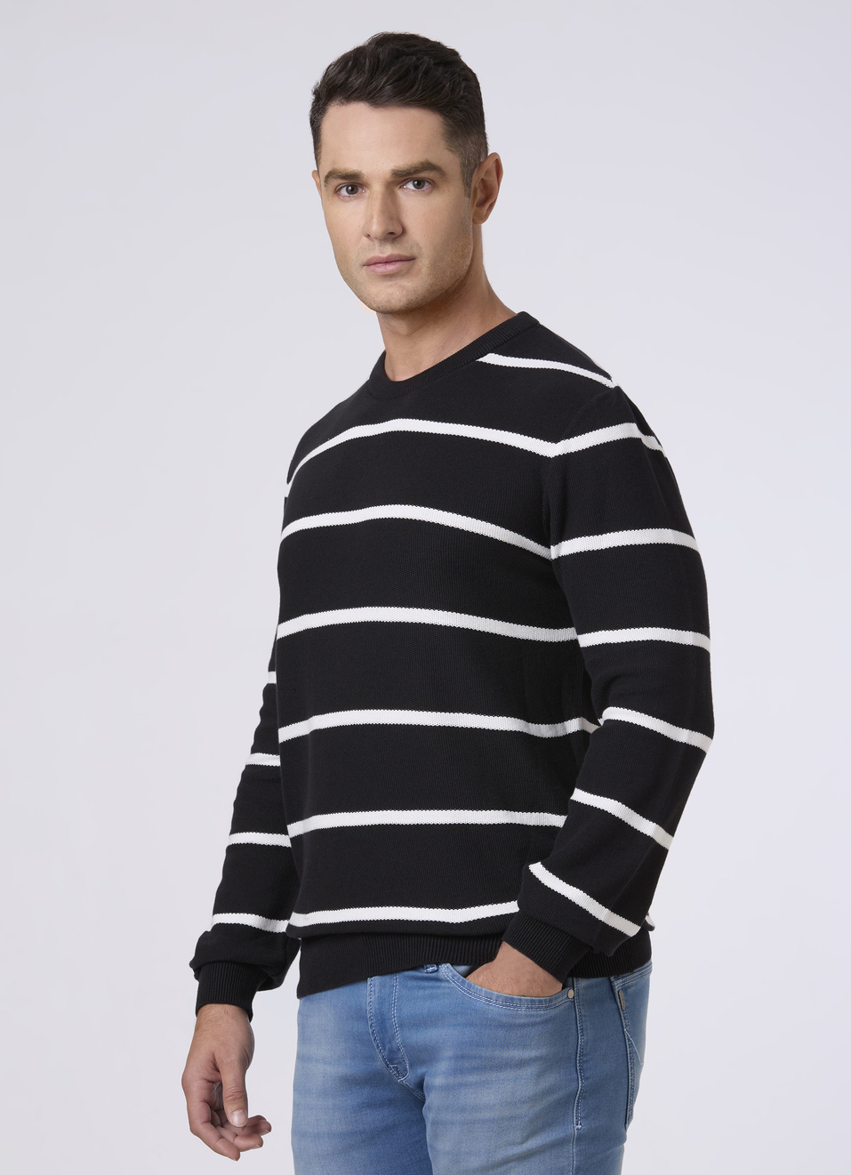 Men Black Horizontal Stripe Flat Knit, , large image number 3