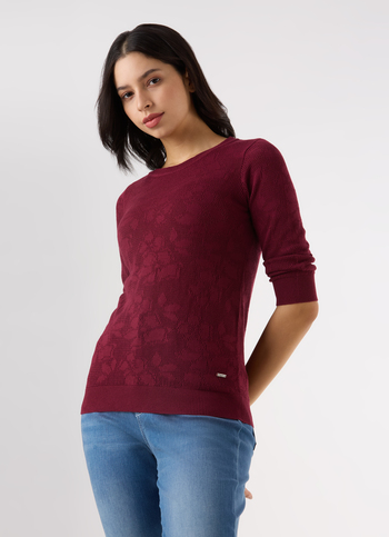 Women Red Jacquard Textured With 3/4 Sleeve Flat Knit