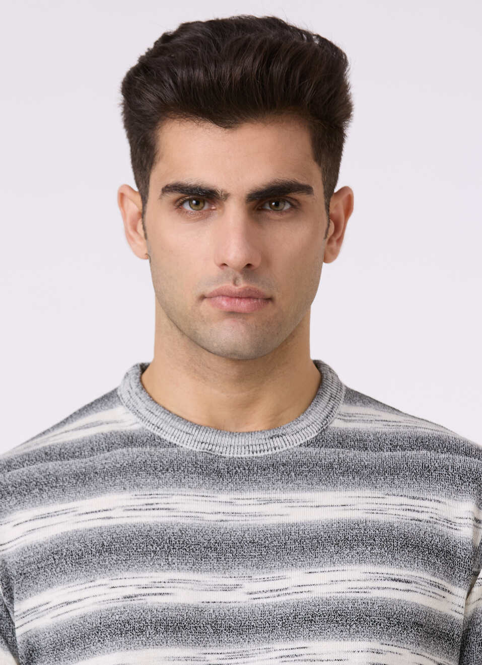 Men Grey Horizontal Stripe Flat Knit Sweater, , large image number 4