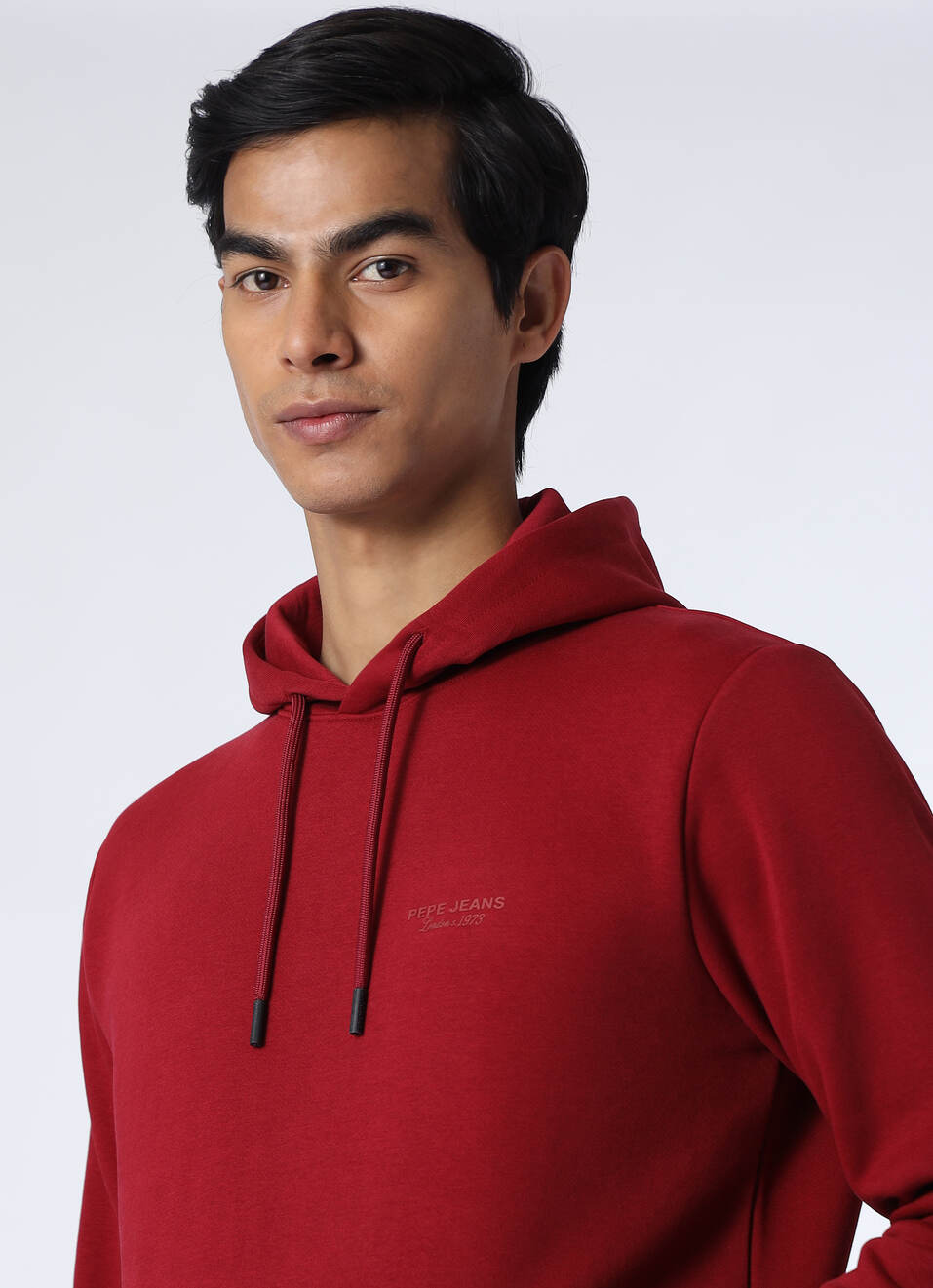 Men Red Regular Fit Solid Hooded Sweatshirt, , large image number 4