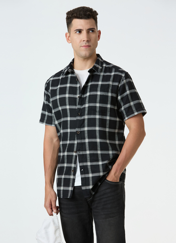 Men Black Check Short Sleeve Shirt