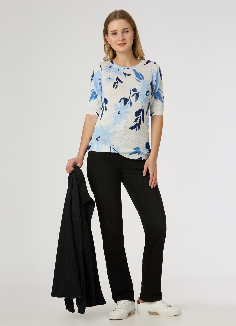 Women Blue Floral Print Short Sleeve Flat Knit Top, , large image number 5